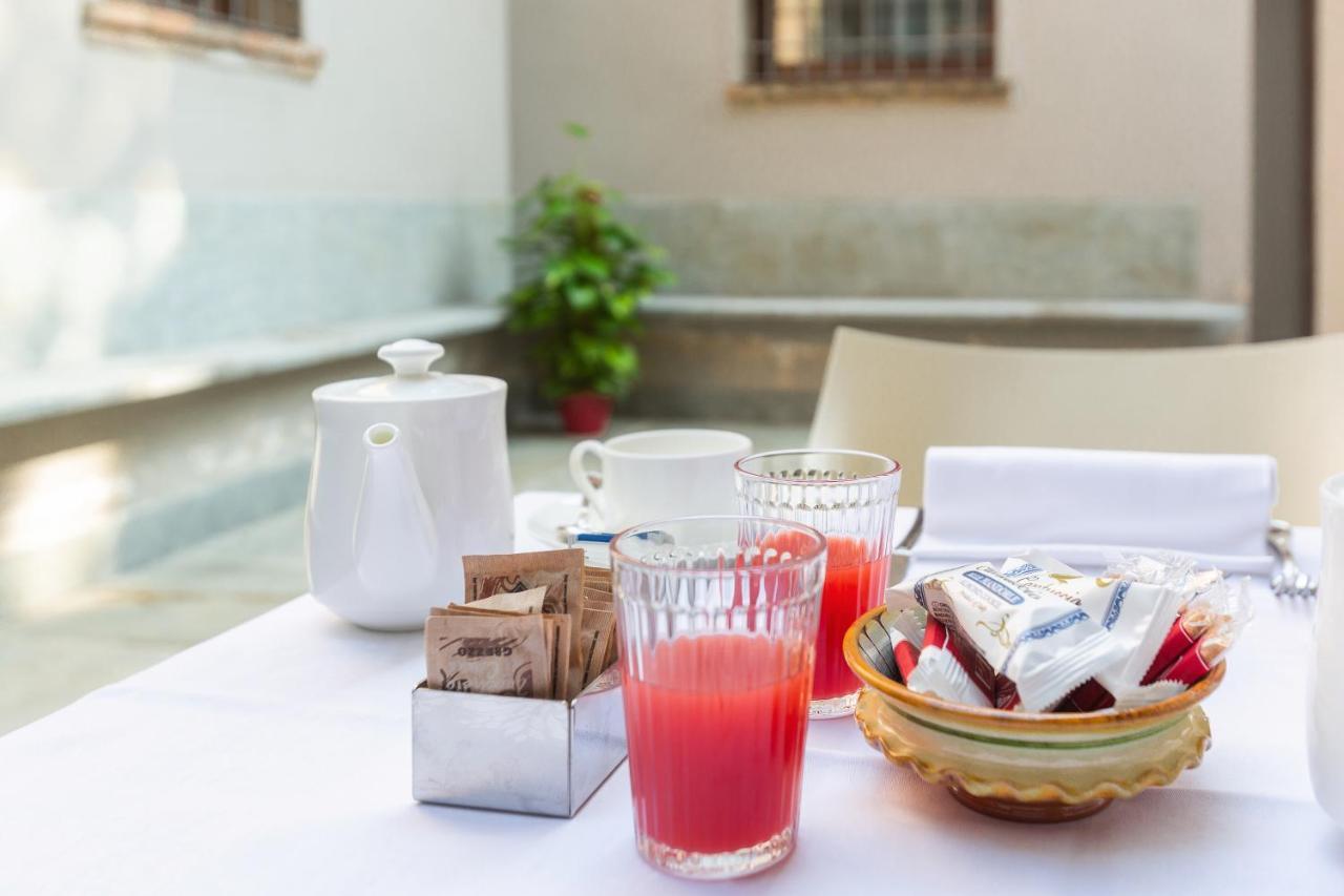 Malagigi Guest House Φεράρα Εξωτερικό φωτογραφία